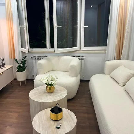 Сasa de vacaciones Charming House